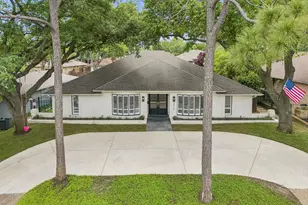 6418 Malcolm Dr, Dallas, TX 75214 - Photo 28