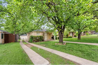 412 N Montreal, Dallas, TX 75208 - Photo 2