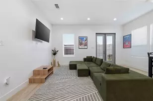 2406 Merlin St, Dallas, TX 75215 - Photo 4