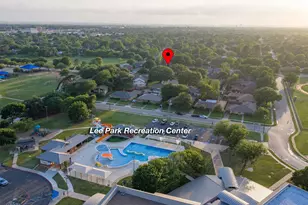 2909 Hillcrest Dr, Irving, TX 75062 - Photo 38