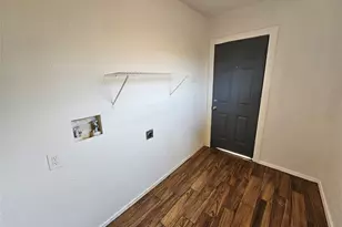 2402 Housley Dr, Dallas, TX 75228 - Photo 14