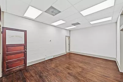 10 N Caddo Street #B2, Cleburne, TX 76031 - Photo 1