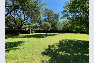 5270 Ponderosa Circle, Dallas, TX 75227 - Photo 4