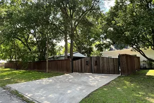 701 Johnson, Terrell, TX 75160 - Photo 24