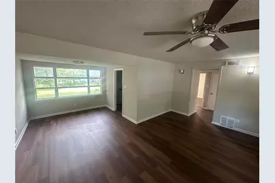 2908 Binyon Street, Fort Worth, TX 76133 - Photo 2