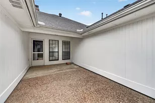 605 Meadowcrest Dr, Highland Village, TX 75077 - Photo 30