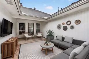 605 Meadowcrest Dr, Highland Village, TX 75077 - Photo 2