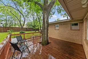 819 Del Mar Ln, Arlington, TX 76012 - Photo 24