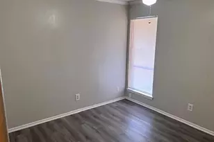 806 Phillips Dr, Ennis, TX 75119 - Photo 18