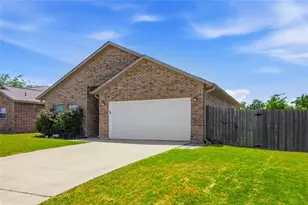 1502 Reed St, Greenville, TX 75401 - Photo 2