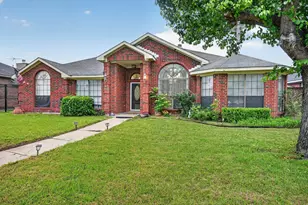1701 Briargrove Dr, Mesquite, TX 75181 - Photo 1