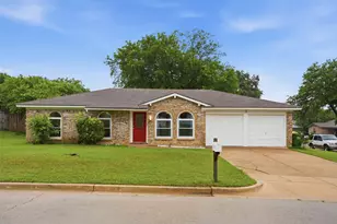 6100 Melody Ln, Watauga, TX 76148 - Photo 2