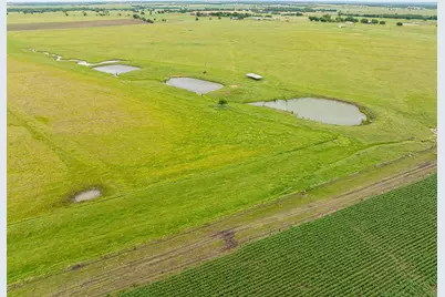 1010 County Road 382, Era, TX 76238 - Photo 28