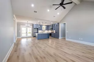 1003 Karen Dr, Lindale, TX 75771 - Photo 2