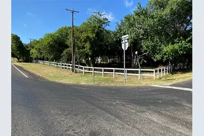 4201 N Interstate Highway 45, Ennis, TX 75119 - Photo 2