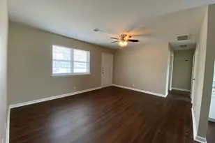 712 Juno Ln, Denton, TX 76209 - Photo 2
