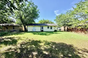712 Juno Ln, Denton, TX 76209 - Photo 2