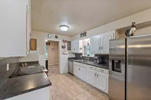 313 Shadywood Ln, Seagoville, TX 75159 - Photo 8