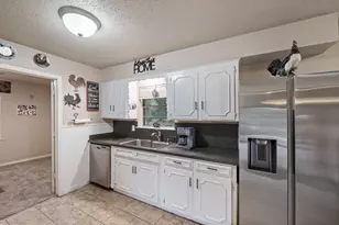 313 Shadywood Ln, Seagoville, TX 75159 - Photo 10
