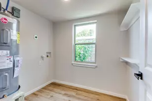 1104 E Mulkey St, Fort Worth, TX 76104 - Photo 16