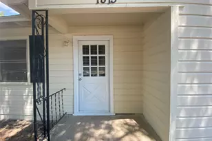 1813 Wayne St, Denton, TX 76209 - Photo 4