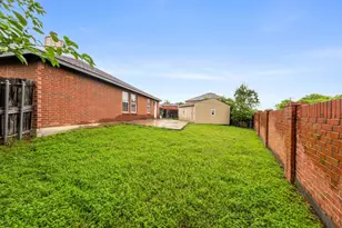 2008 Archer Dr, Grand Prairie, TX 75052 - Photo 24
