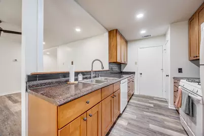 2325 N Ricketts Street, Sherman, TX 75092 - Photo 4