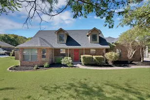 133 Miramar Cir, Weatherford, TX 76085 - Photo 2