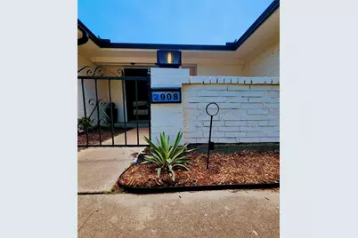 2908 Washington Street, Commerce, TX 75428 - Photo 2