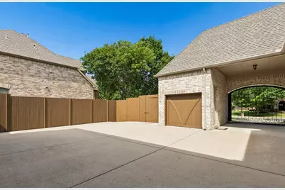 11194 Parliament Lane, Frisco, TX 75035 - Photo 6