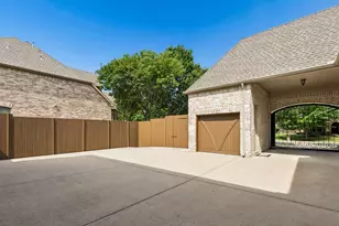 11194 Parliament Ln, Frisco, TX 75035 - Photo 6