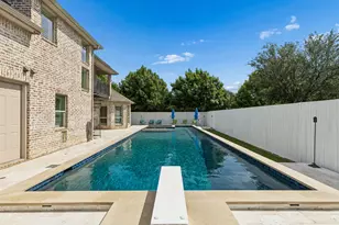 11194 Parliament Ln, Frisco, TX 75035 - Photo 2