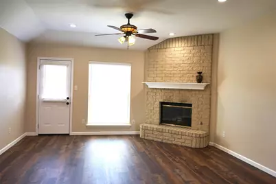 6322 Woolwich Drive, Arlington, TX 76001 - Photo 4