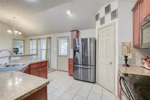 12109 Castleford Way, Fort Worth, TX 76036 - Photo 10