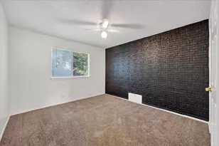 819 Tifton Ct, Lancaster, TX 75146 - Photo 14