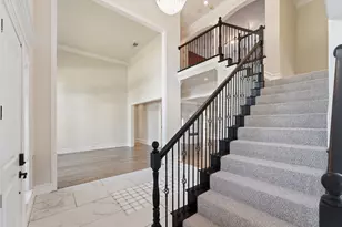 2533 Green Oak Dr, Carrollton, TX 75010 - Photo 4