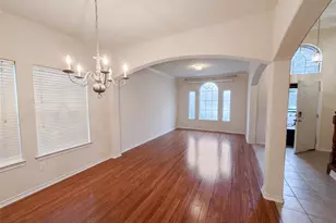 9816 Mullins Crossing Dr, Fort Worth, TX 76126 - Photo 6