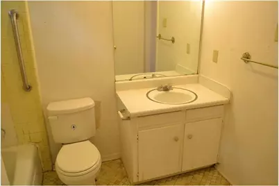 1107 N Locust Street #2, Denton, TX 76201 - Photo 6