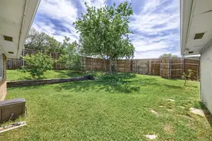 1614 Chesterfield Dr, Carrollton, TX 75007 - Photo 32