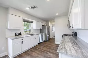 1614 Chesterfield Dr, Carrollton, TX 75007 - Photo 10