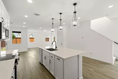 6923 Mission Tejas Drive, Dallas, TX 75228 - Photo 8