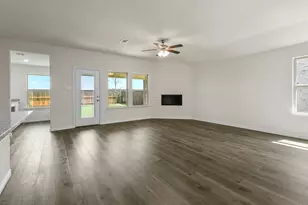 431 Epiphany Ln, Lavon, TX 75166 - Photo 6