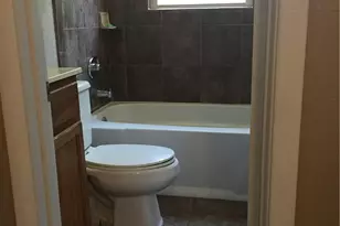 216 Elm St, Hurst, TX 76053 - Photo 16