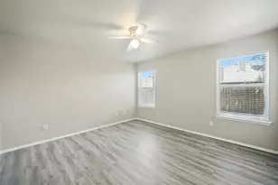 1317 Village Garden Dr, Azle, TX 76020 - Photo 10