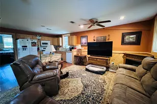 6494 Clear Creek Rd, Mabank, TX 75156 - Photo 4