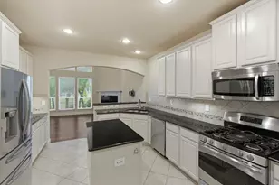 2627 Eagle Dr, Grapevine, TX 76051 - Photo 14