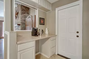 1910 New Castle Ct, Arlington, TX 76013 - Photo 32