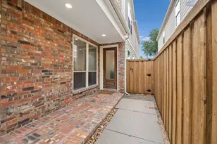 4415 W University Blvd, Dallas, TX 75209 - Photo 26