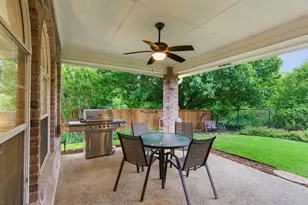 541 Crickett Way, Grand Prairie, TX 75052 - Photo 24