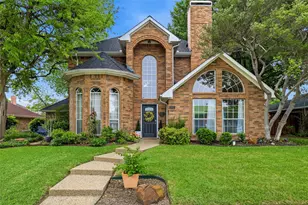 812 Sylvan Creek Dr, Lewisville, TX 75067 - Photo 2